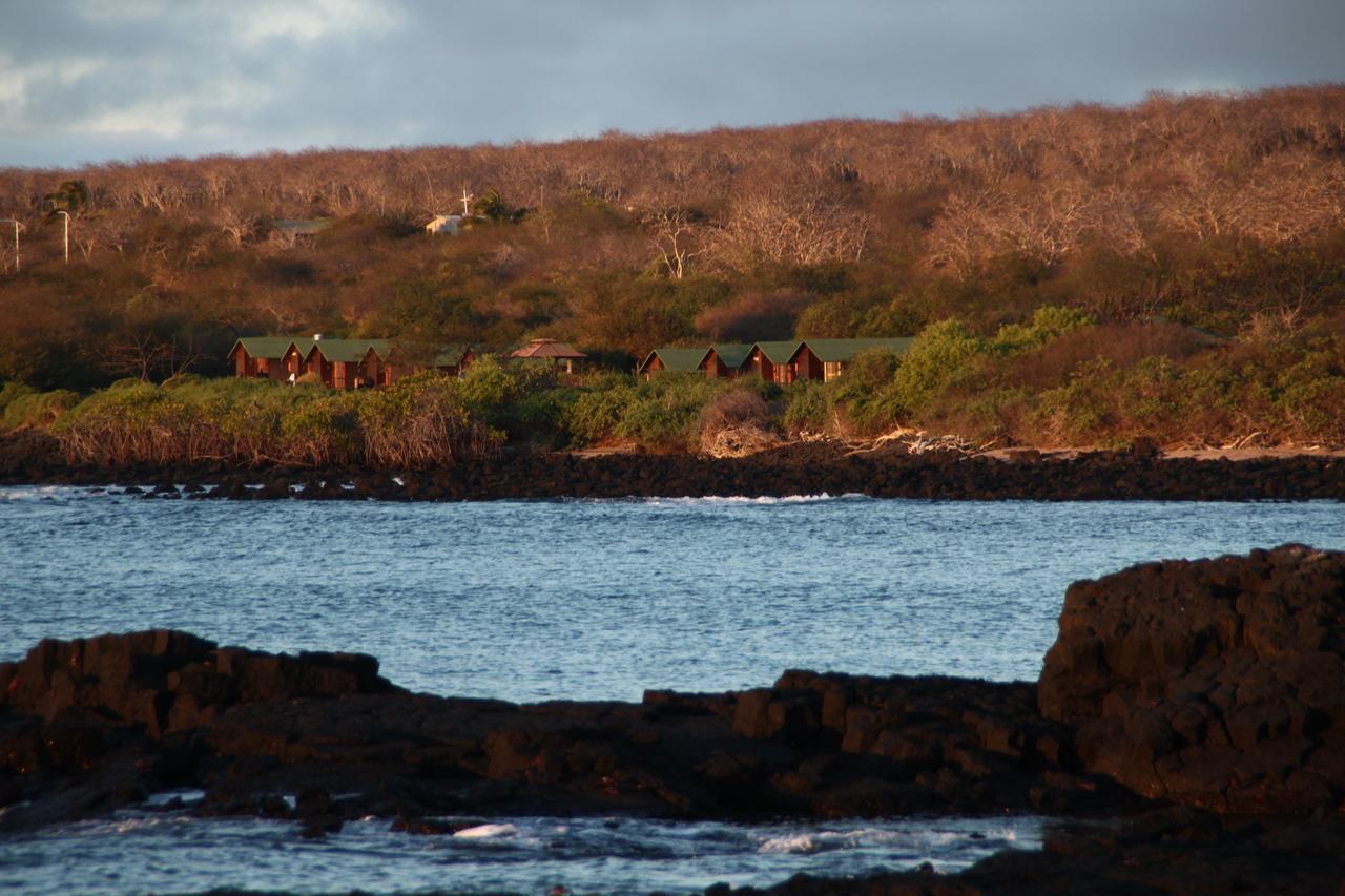 Floreana Lava Lodge Puerto Velasco Ibarra ภายนอก รูปภาพ